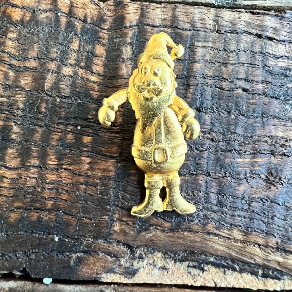 Signed JJ Jonette Pin Brooch Gold Tone Santa Claus VTG